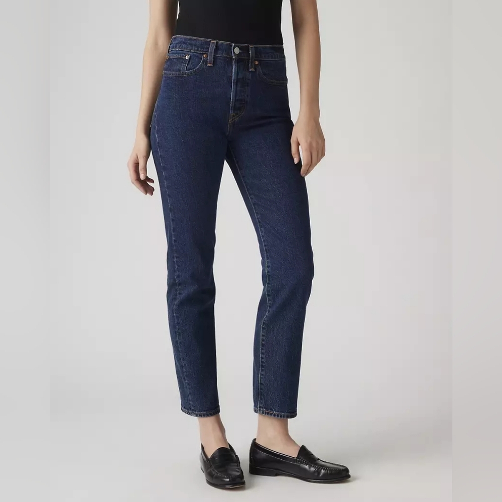 NWT Levi's Wedgie Straight Ankle Jeans